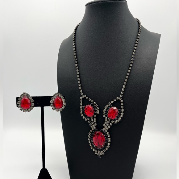 Vintage 1960s Ruby & Onyx Rhinestone Demi-ParureJuliana Style Tiered Necklace